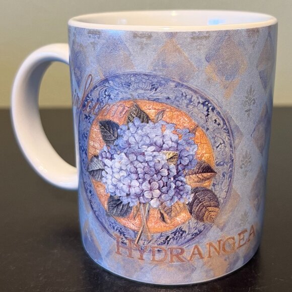 Vintage LANG and WISE Heirloom Hydrangea Mug w/ Art by Elizabeth King Brownd - Picture 2 of 9